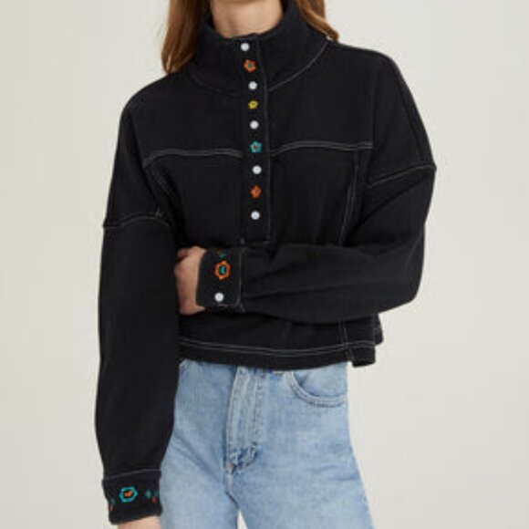 'Something Navy' Embroidered Henley Sweatshirt  Black Size Small - Picture 1 of 4